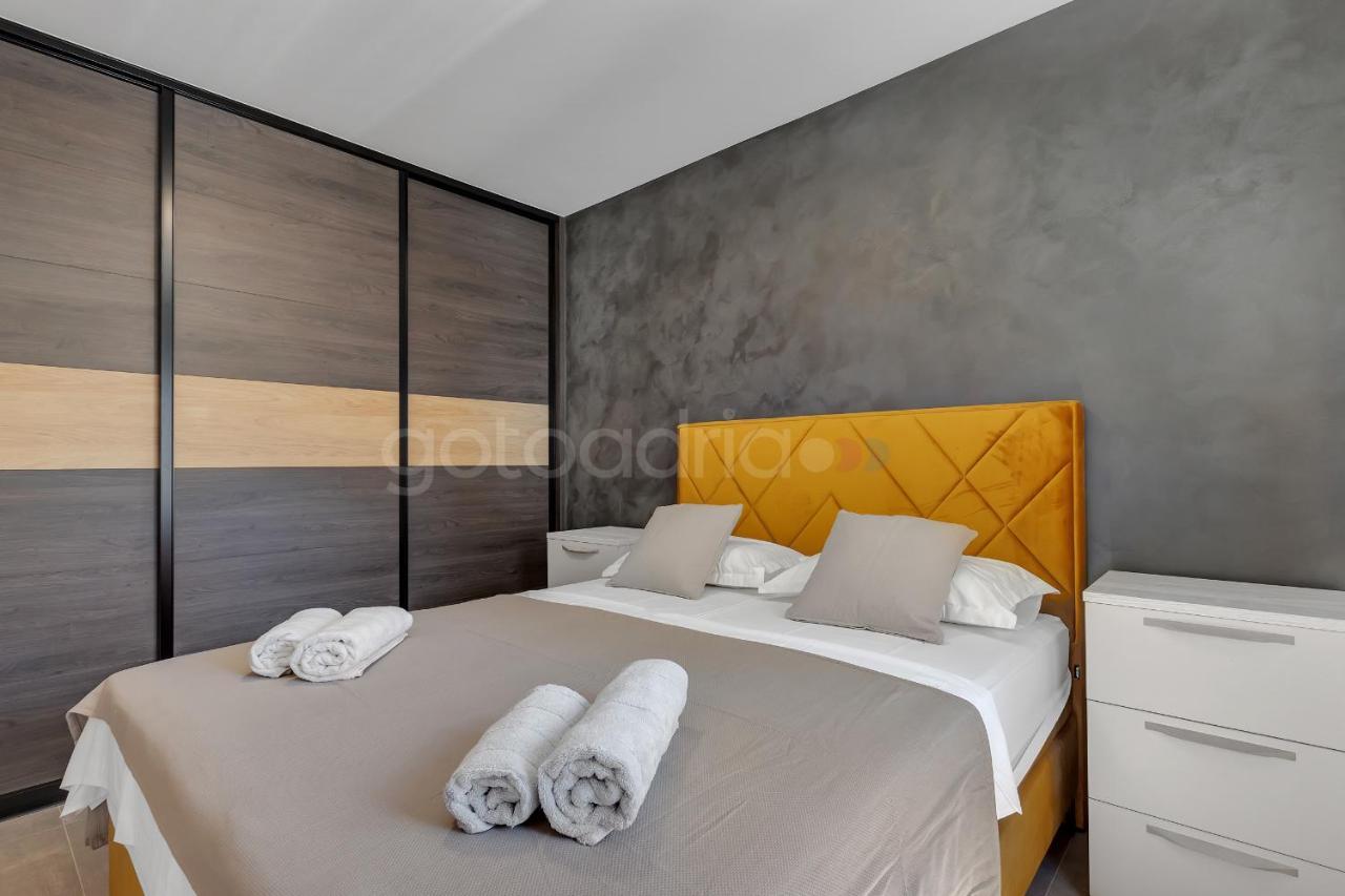 Luxury Seaview Apt Luki - Free Parking Макарска Экстерьер фото