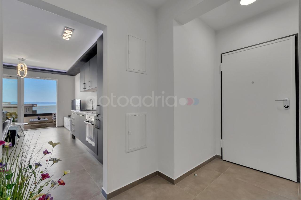 Luxury Seaview Apt Luki - Free Parking Макарска Экстерьер фото